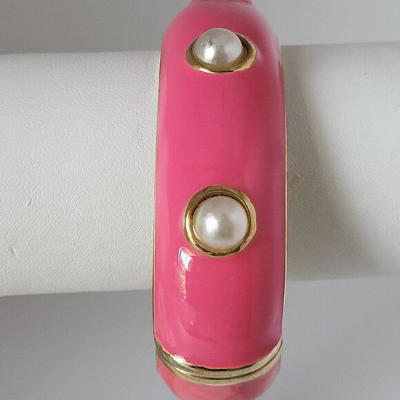 Pink Enamel Faux Pearl Gold Tone Bangle Clamp Bracelet 7" - Picture 3 of 6